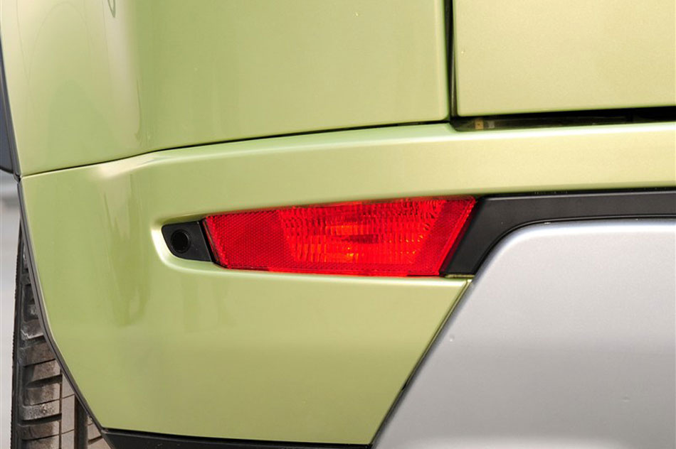 2013款揽胜极光2.0T 3门耀动版