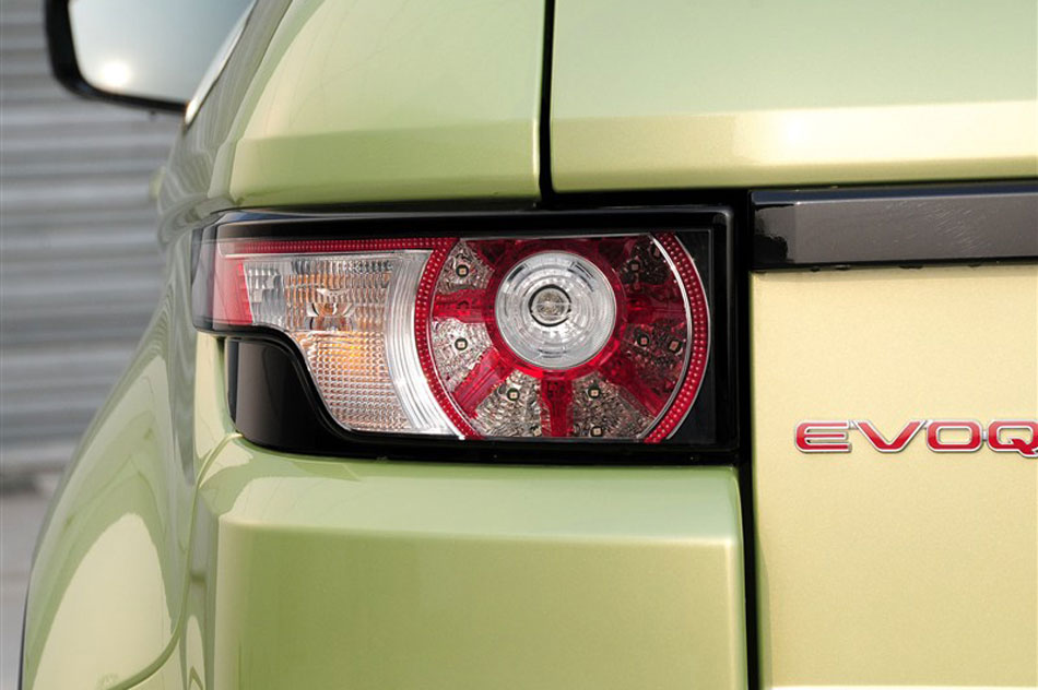 2013款揽胜极光2.0T 3门耀动版