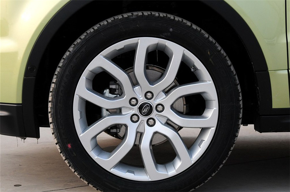 2013款揽胜极光2.0T 3门耀动版