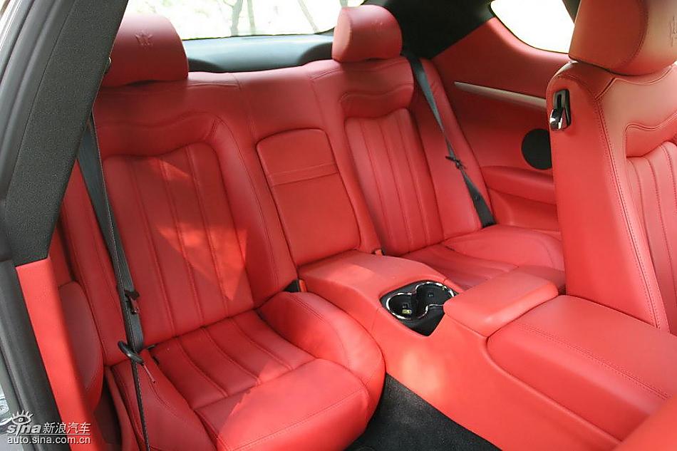 玛莎拉蒂GT精致内饰和内部空间