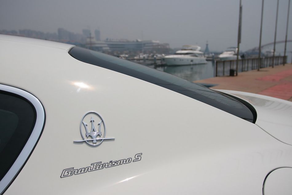 玛莎拉蒂GranTurismo S自动挡外观及细节