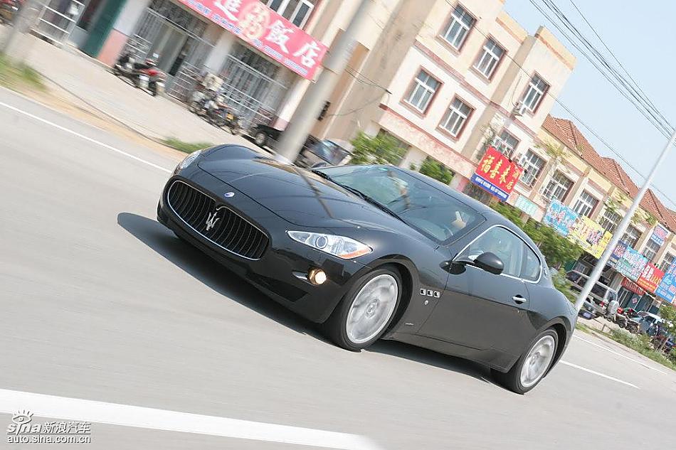 玛莎拉蒂GT单车动态