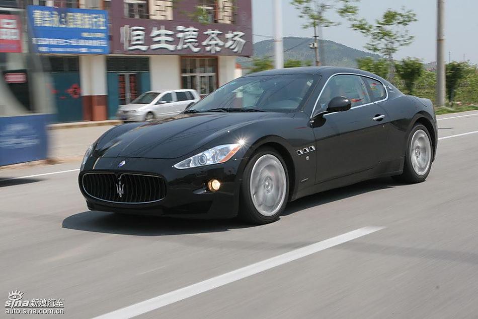 玛莎拉蒂GT单车动态