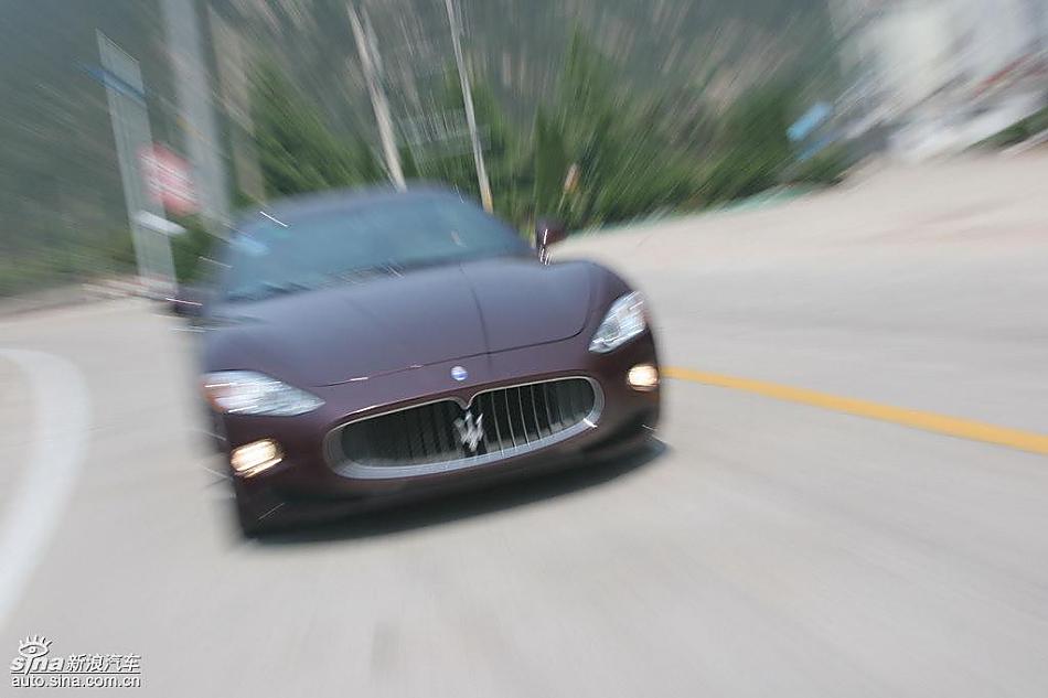 玛莎拉蒂GT单车动态