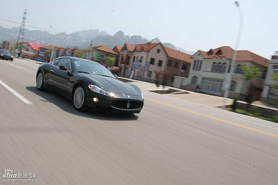 玛莎拉蒂GT单车动态