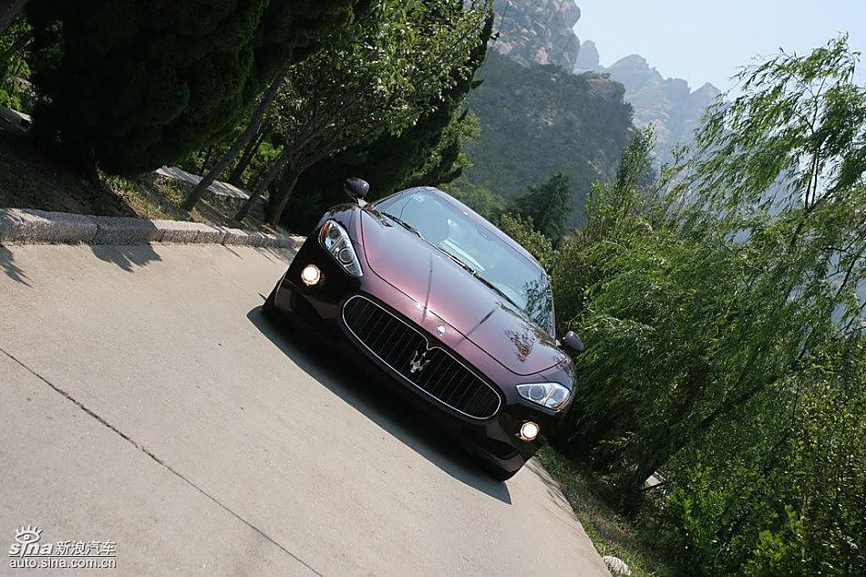 玛莎拉蒂GT单车动态