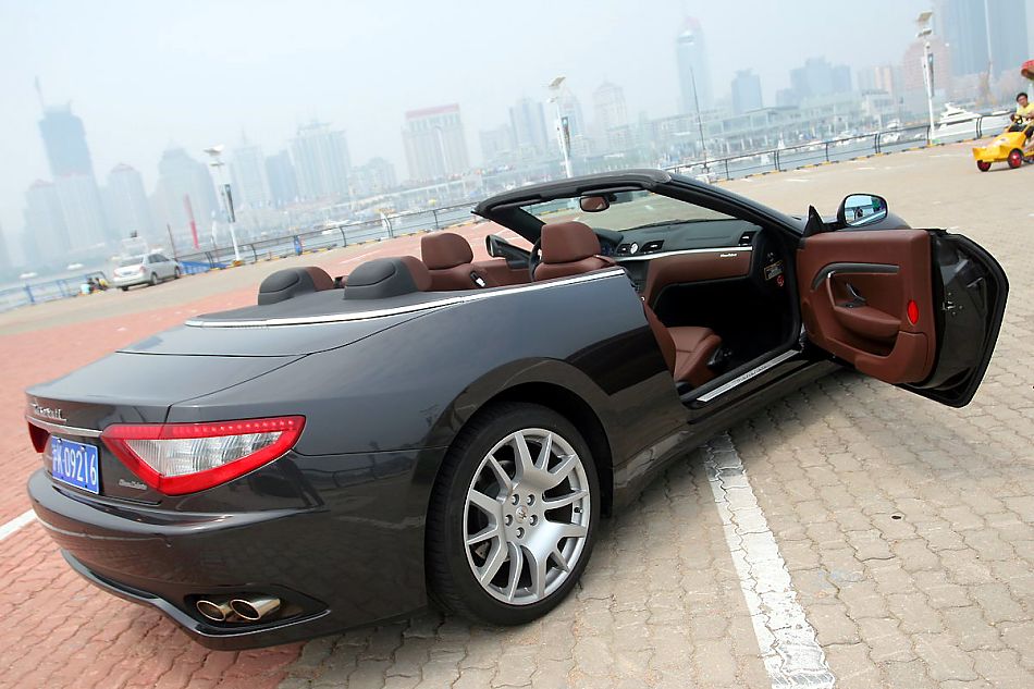 玛莎拉蒂GranCabrio外观及细节