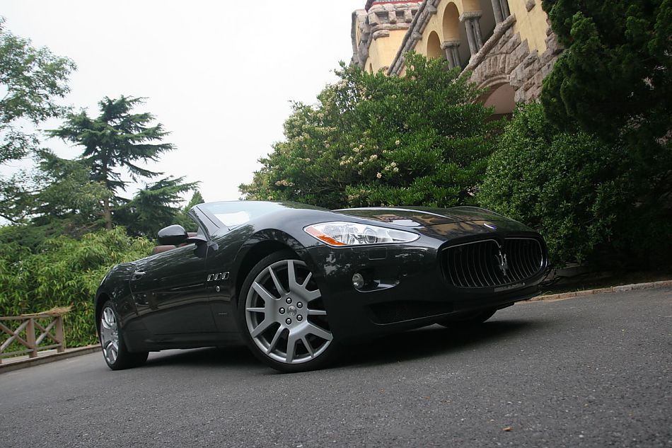 玛莎拉蒂GranCabrio外观及细节