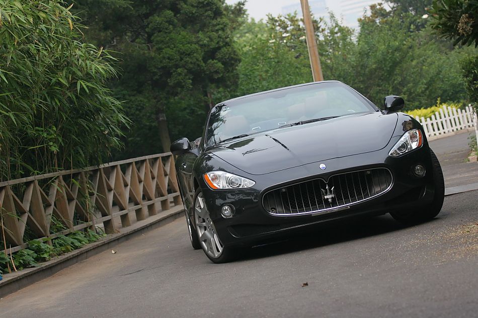 玛莎拉蒂GranCabrio外观及细节