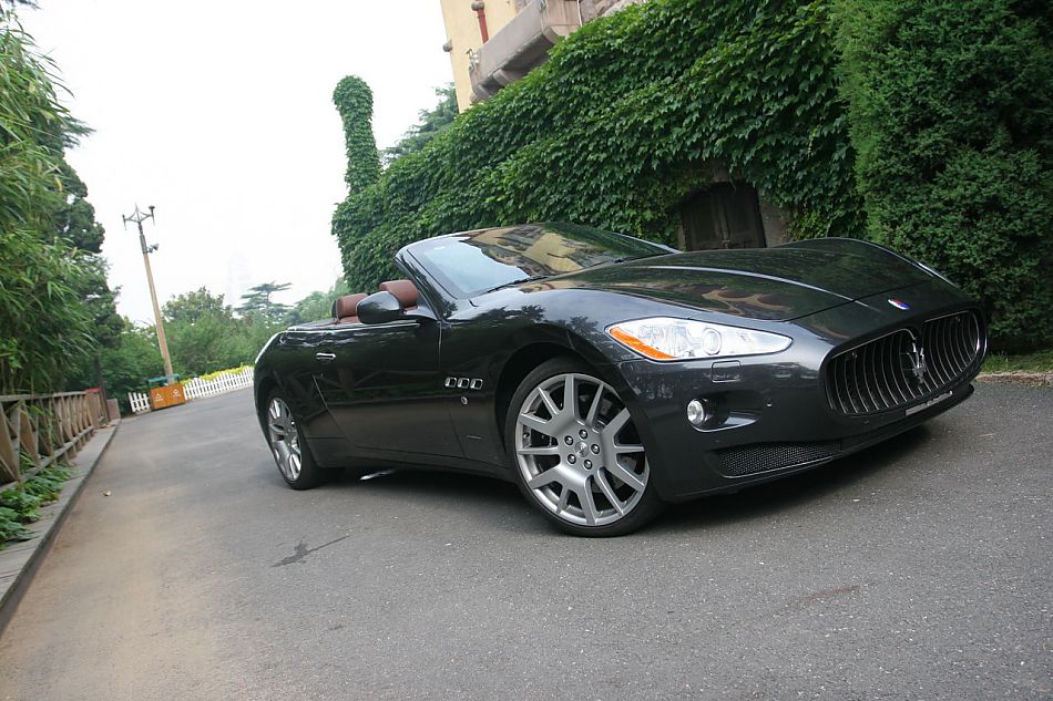 玛莎拉蒂GranCabrio外观及细节