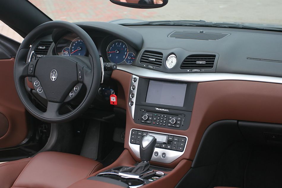 玛莎拉蒂GranCabrio内饰及细节