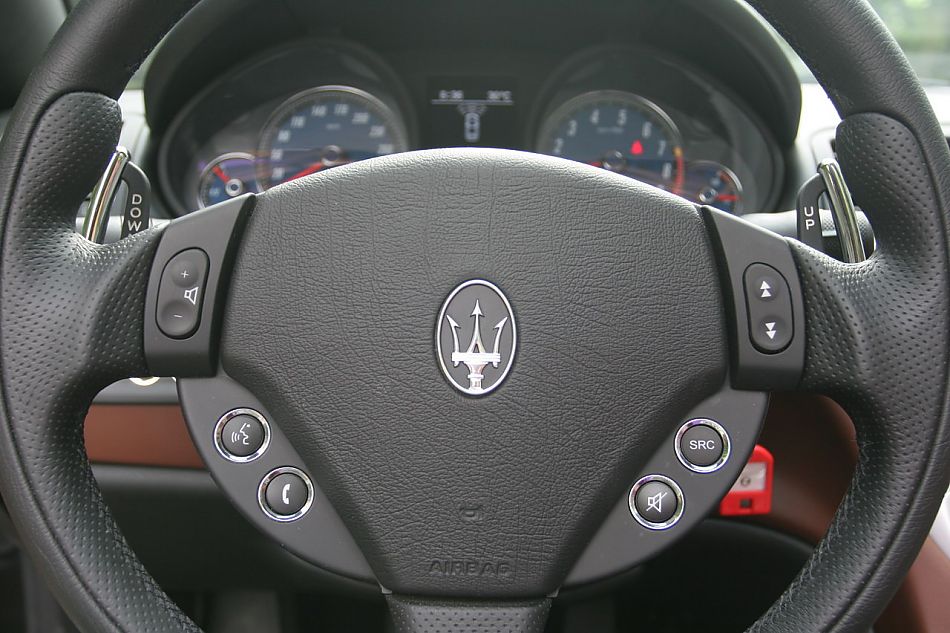 玛莎拉蒂GranCabrio内饰及细节