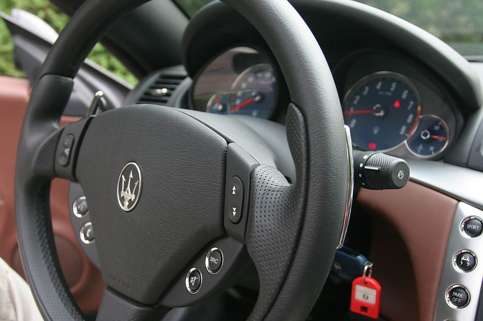 玛莎拉蒂GranCabrio内饰及细节