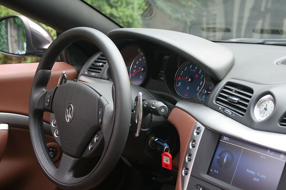 玛莎拉蒂GranCabrio内饰及细节