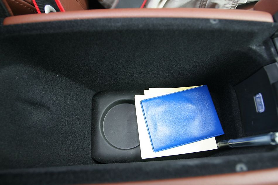 玛莎拉蒂GranCabrio内饰及细节