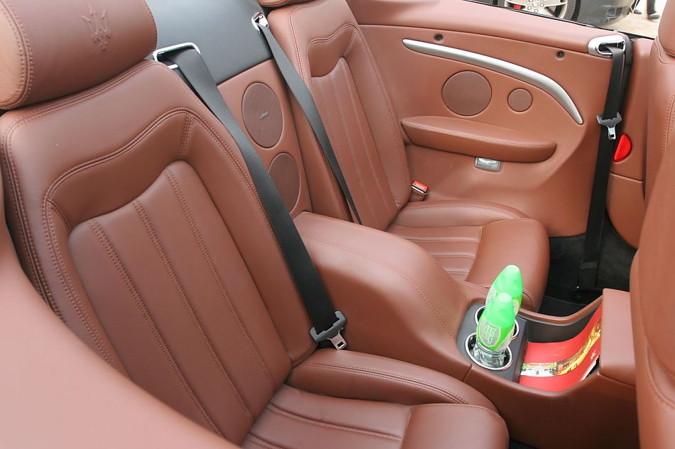 玛莎拉蒂GranCabrio内饰及细节