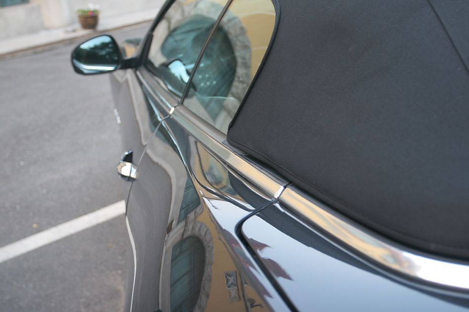 玛莎拉蒂GranCabrio外观及细节