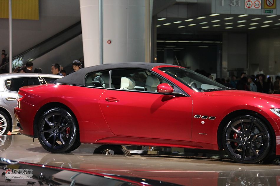 玛莎拉蒂GranCabrio Sport
