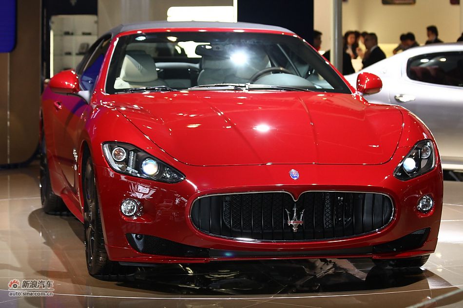 玛莎拉蒂GranCabrio Sport