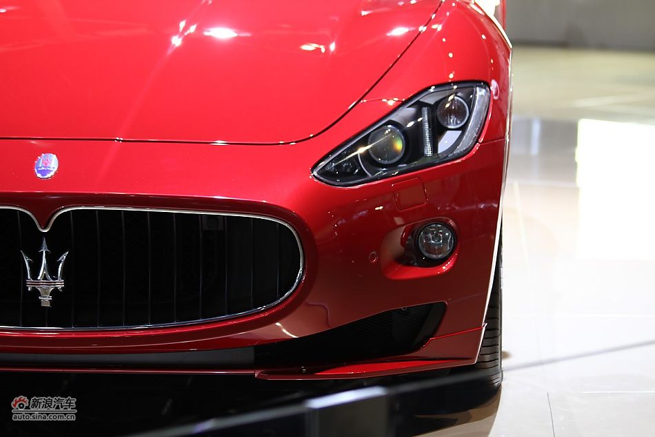 玛莎拉蒂GranCabrio Sport