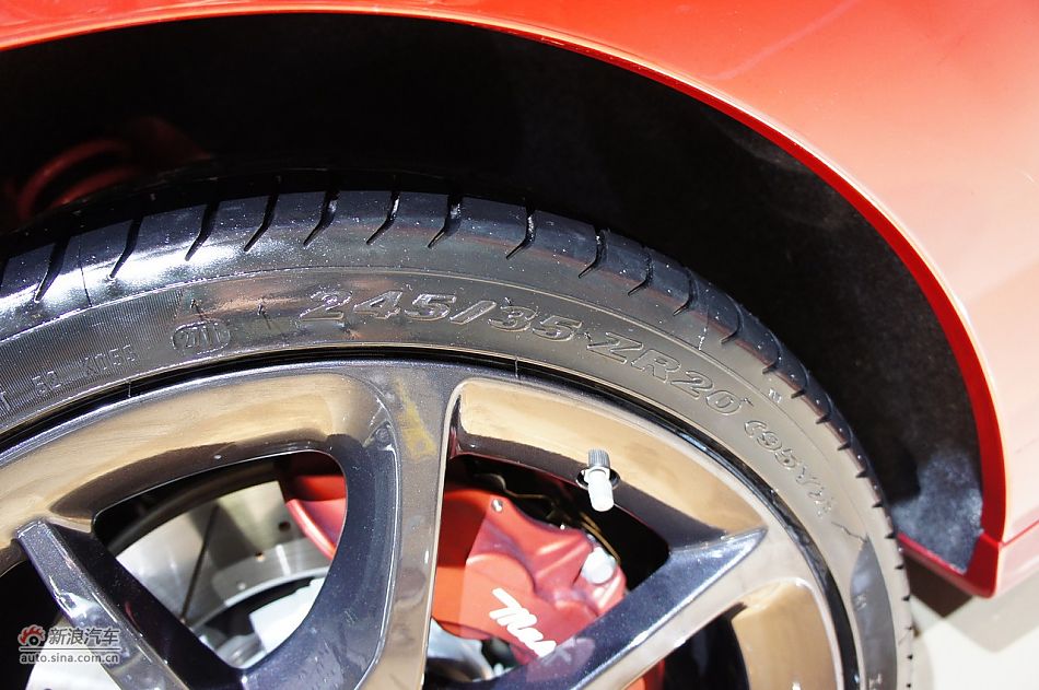 玛莎拉蒂GranCabrio Sport