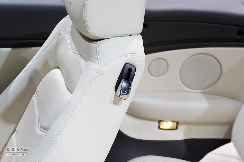 玛莎拉蒂GranCabrio Sport