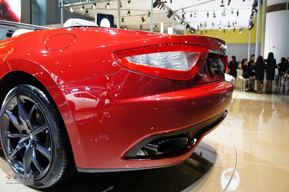 玛莎拉蒂GranCabrio Sport