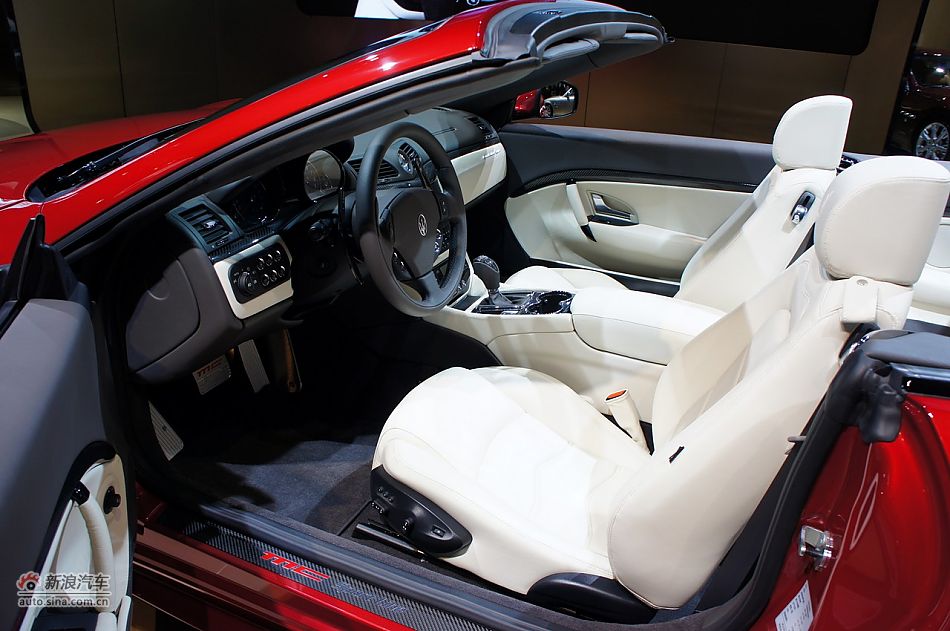 玛莎拉蒂GranCabrio Sport
