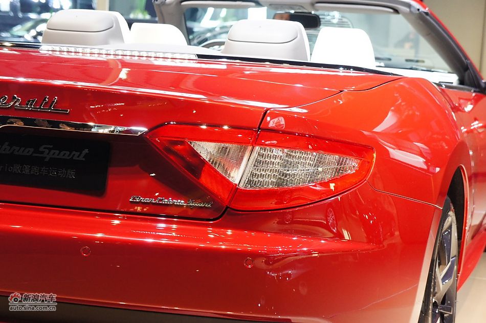 玛莎拉蒂GranCabrio Sport
