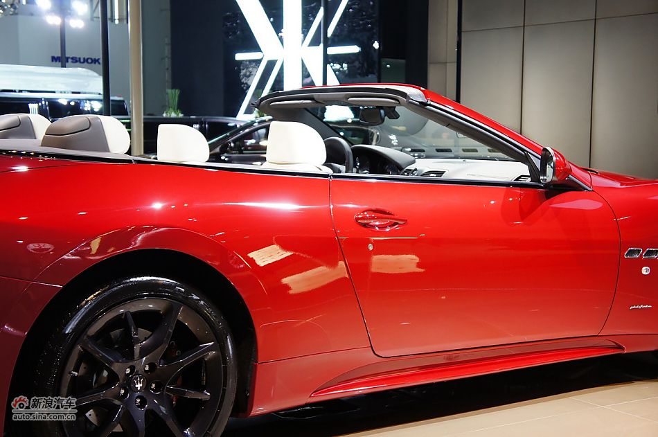 玛莎拉蒂GranCabrio Sport