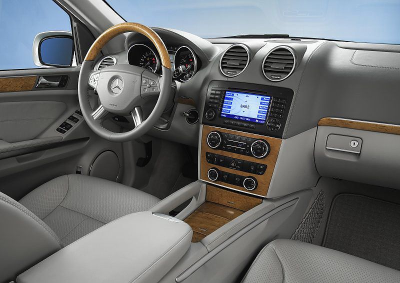 奔驰GL内饰