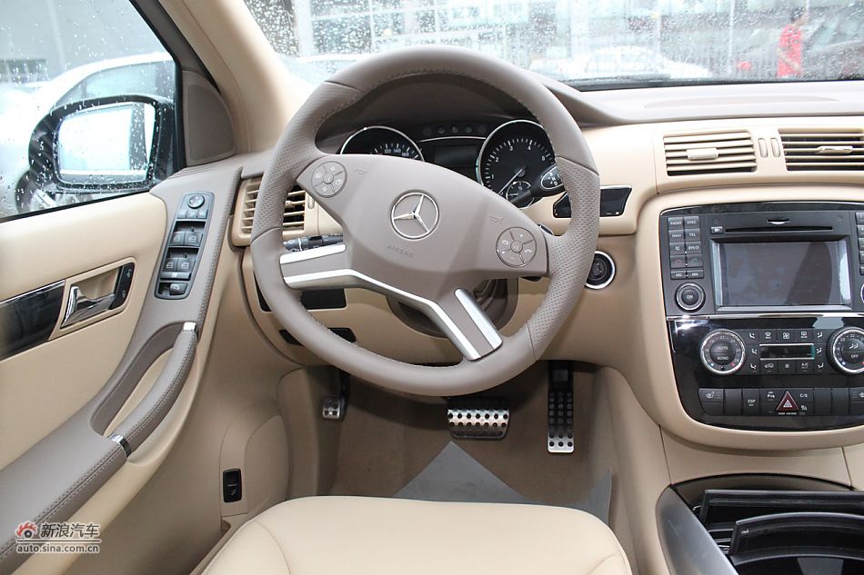 2009款奔驰R350 4MATIC