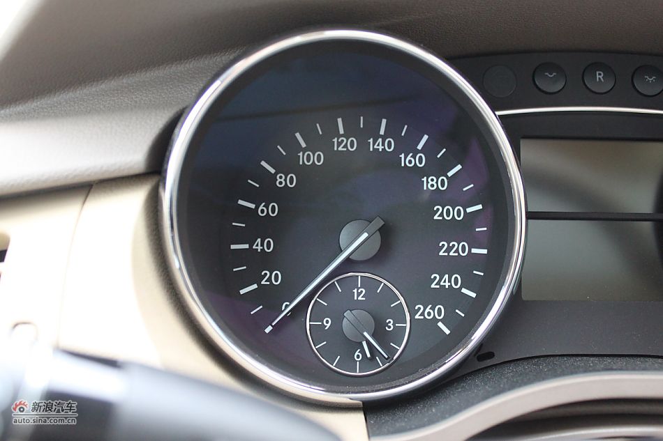 2009款奔驰R350 4MATIC