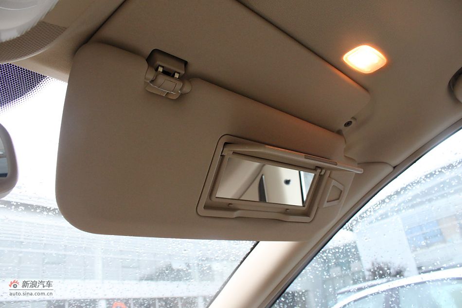 2009款奔驰R350 4MATIC