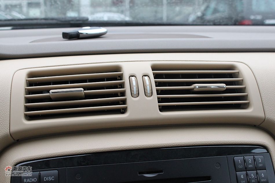 2009款奔驰R350 4MATIC