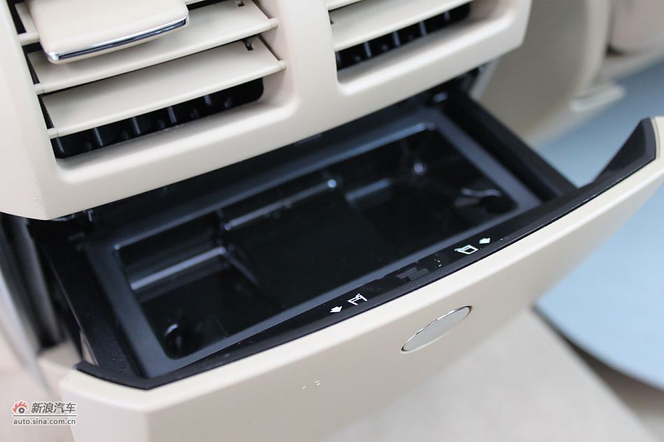 2009款奔驰R350 4MATIC