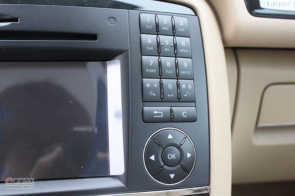 2009款奔驰R350 4MATIC