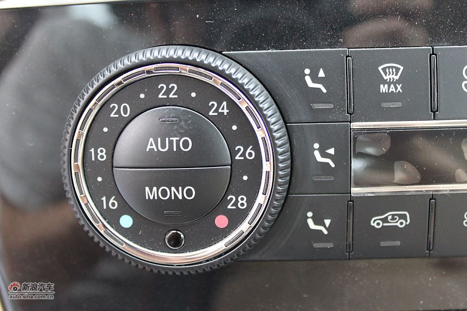 2009款奔驰R350 4MATIC