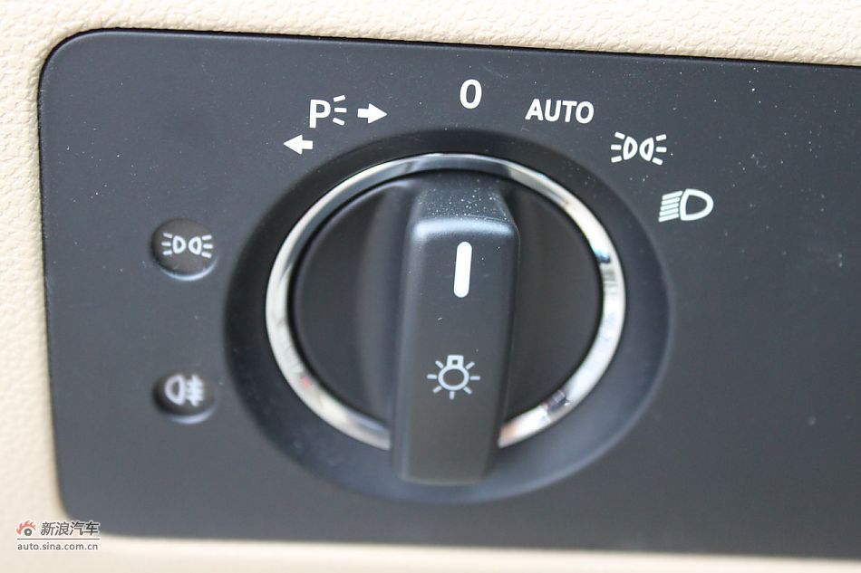 2009款奔驰R350 4MATIC