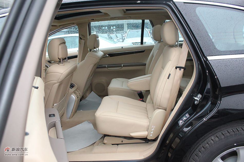 2009款奔驰R350 4MATIC
