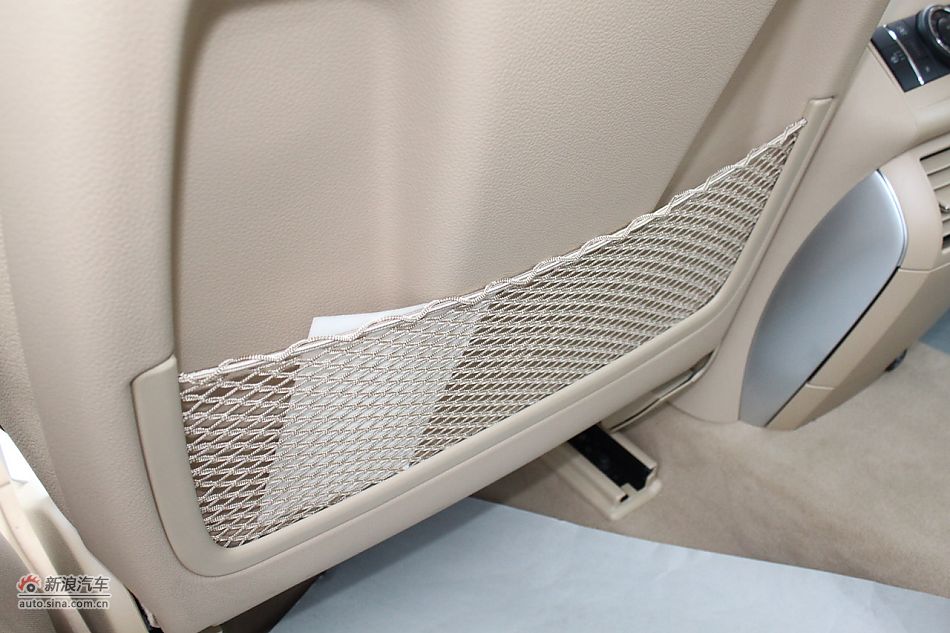 2009款奔驰R350 4MATIC