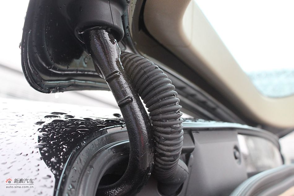 2009款奔驰R350 4MATIC