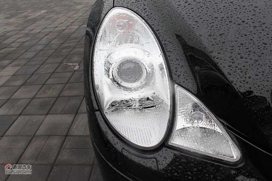 2009款奔驰R350 4MATIC