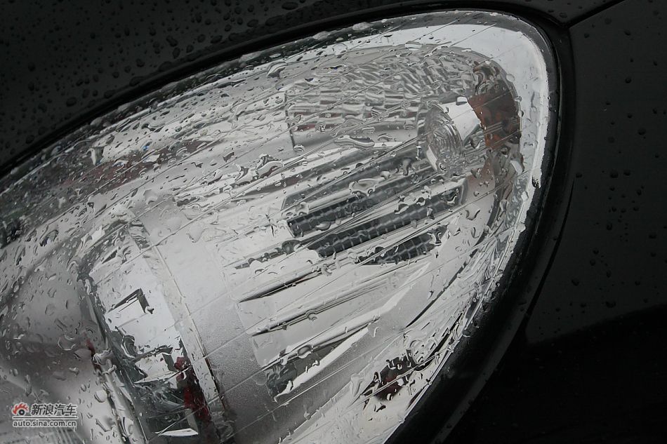 2009款奔驰R350 4MATIC