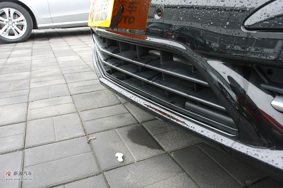 2009款奔驰R350 4MATIC