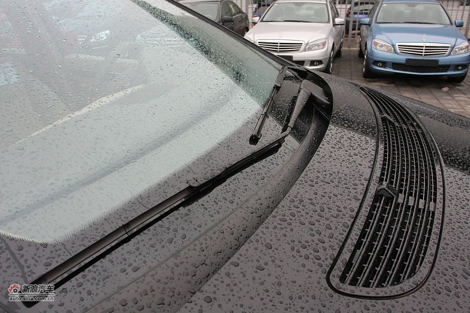 2009款奔驰R350 4MATIC