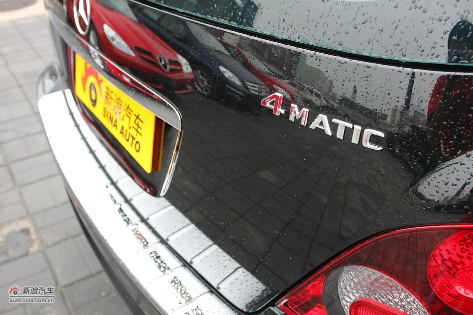 2009款奔驰R350 4MATIC