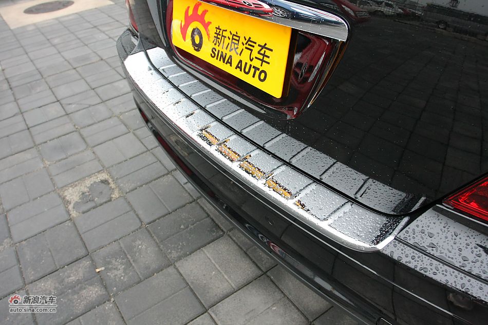 2009款奔驰R350 4MATIC