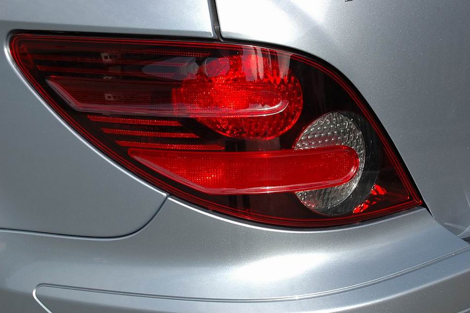 奔驰R350外观细节