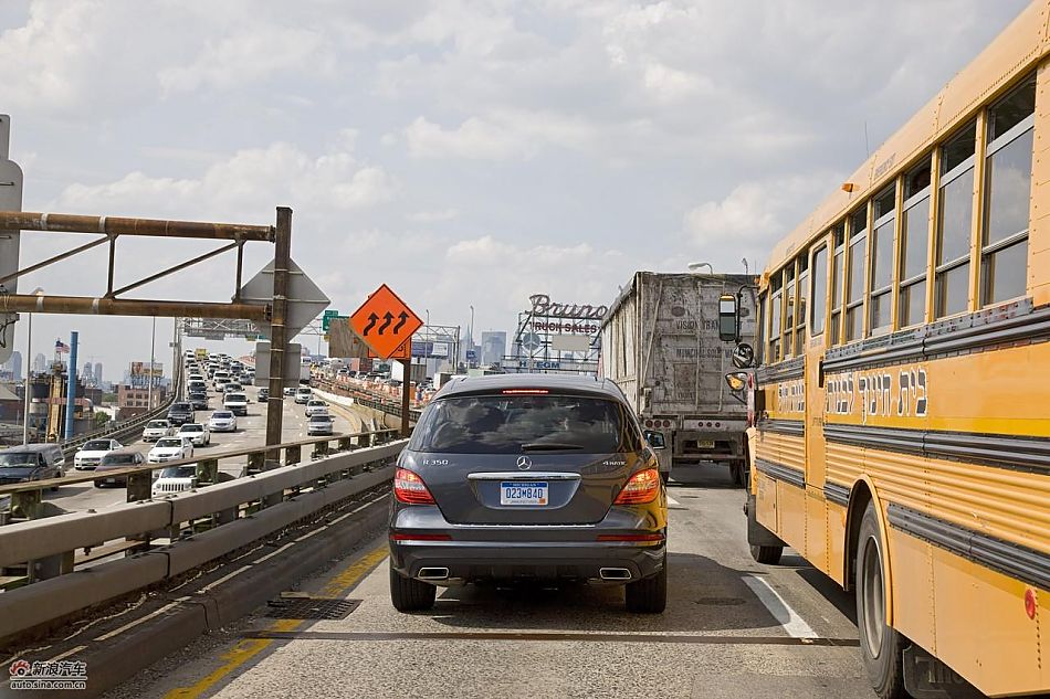 2010款奔驰R350